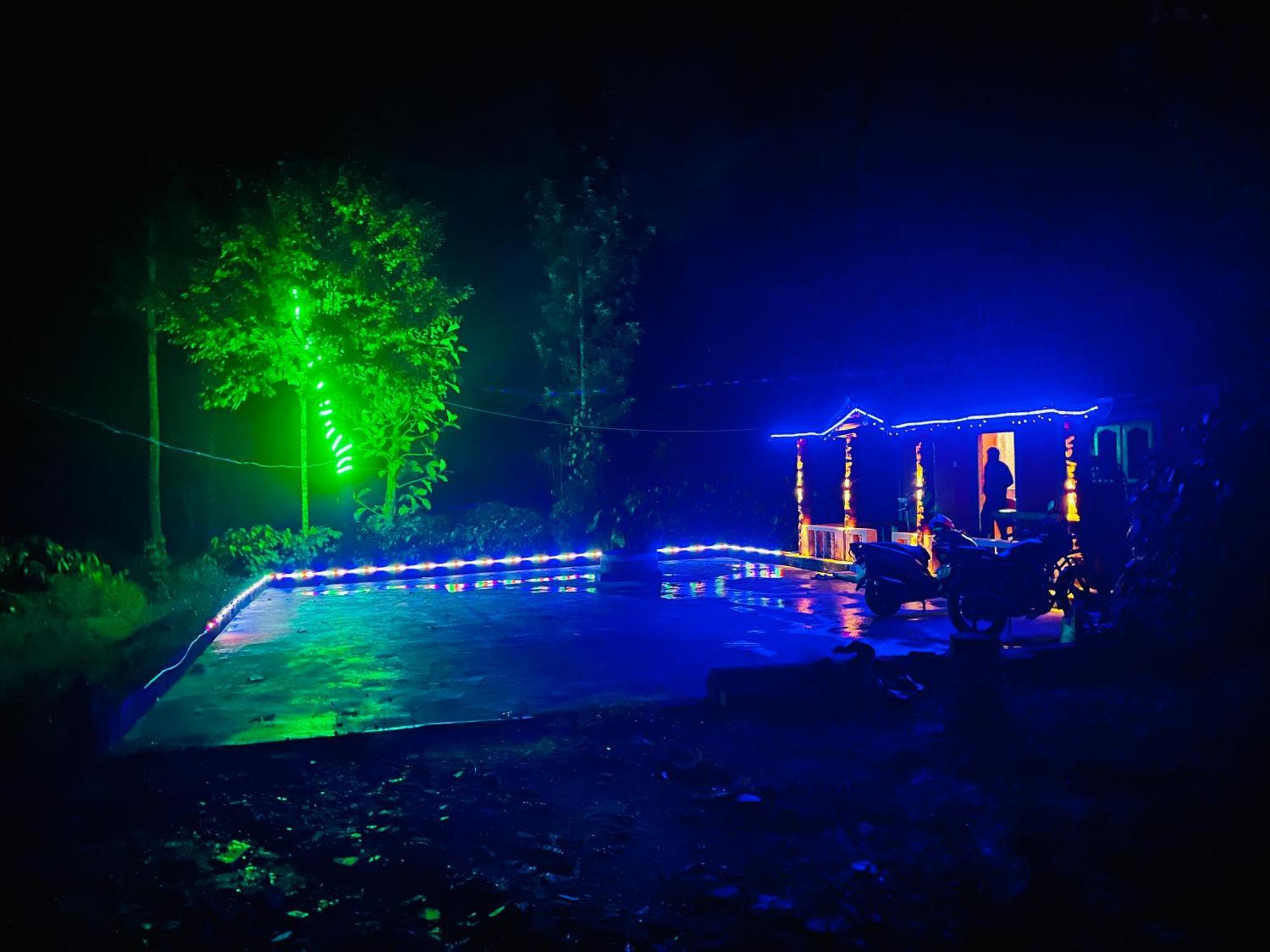Preetham Homestay กูชาลนาการ์ ภายนอก รูปภาพ