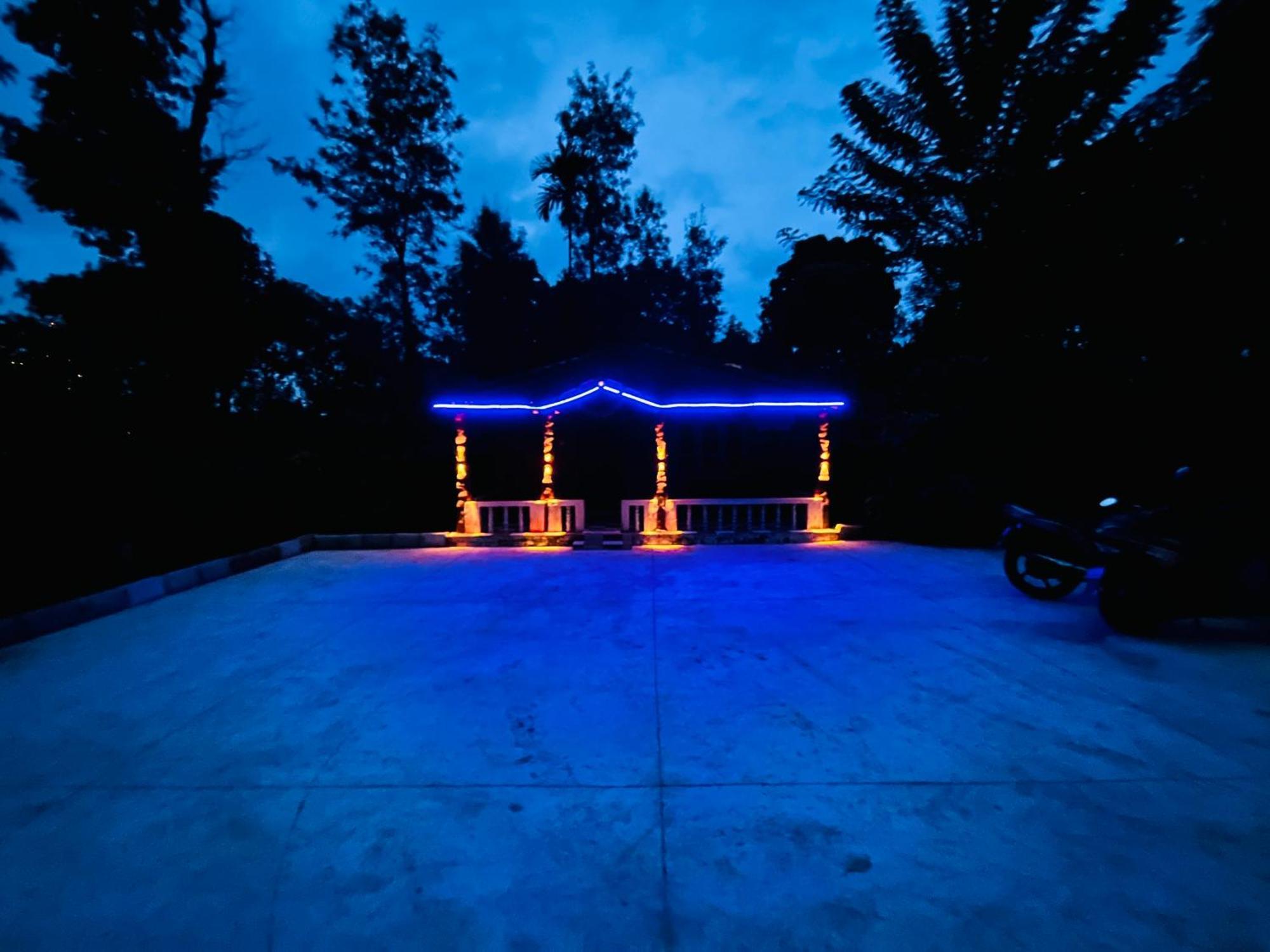 Preetham Homestay กูชาลนาการ์ ภายนอก รูปภาพ
